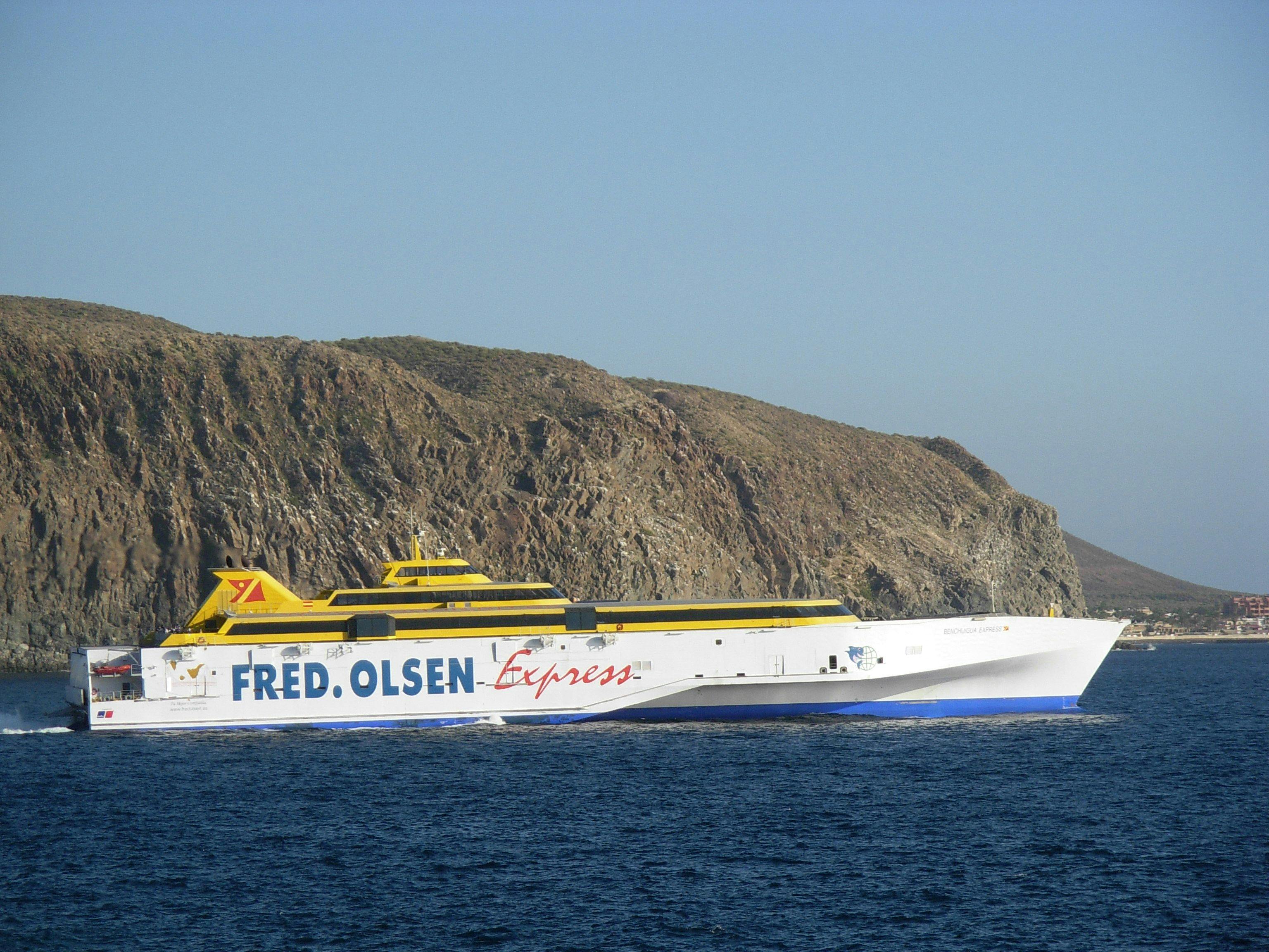 Ferry Valle Gran Rey San Sebastian