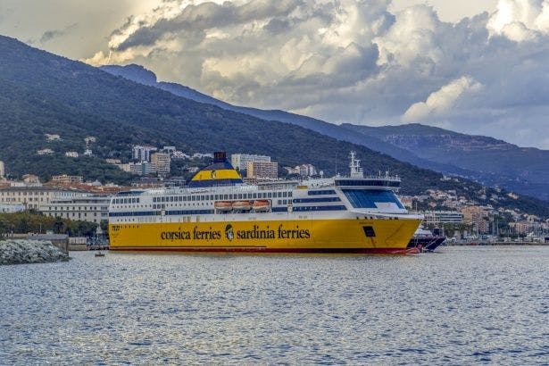 Ferry Ajaccio Nice